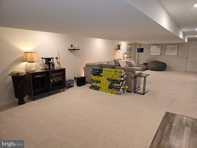 3805 NALLS RD, Alexandria, VA 22309