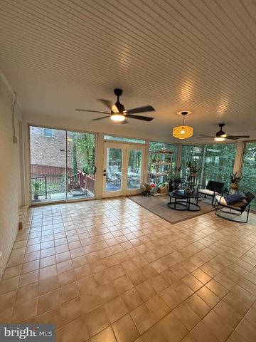 3805 NALLS RD, Alexandria, VA 22309