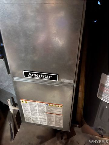 6836 East High Street, Lockport Town, NY 14094