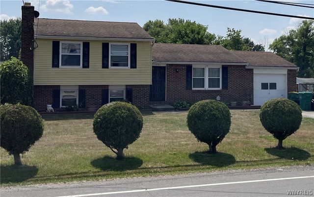 6836 East High Street, Lockport Town, NY 14094