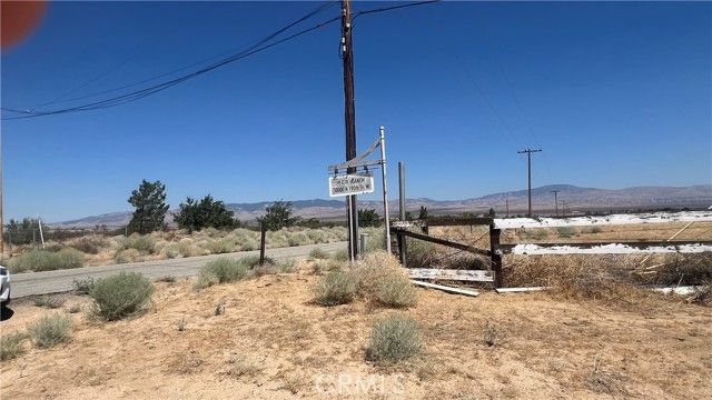 50000 190th Street, Lancaster, CA 93536