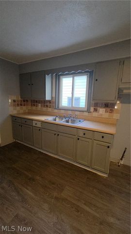 7209 Park Avenue, Cleveland, OH 44105