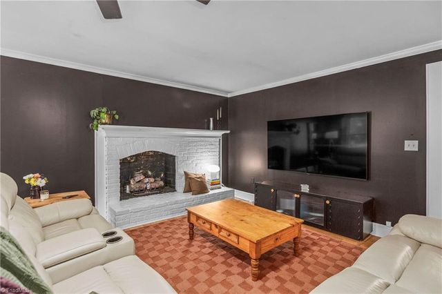 401 Fairview Drive, Lexington, NC 27292
