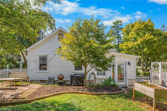 401 Fairview Drive, Lexington, NC 27292