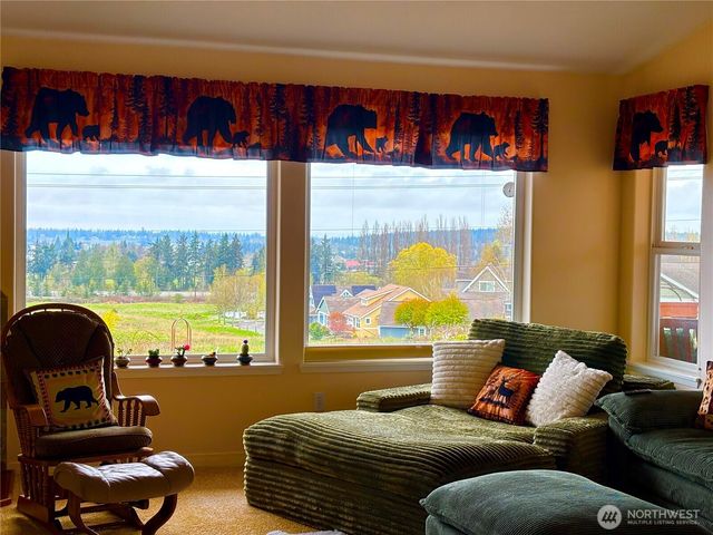71 Onyx, Sequim, WA 98382