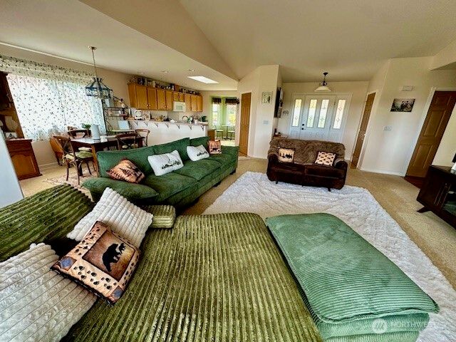 71 Onyx, Sequim, WA 98382