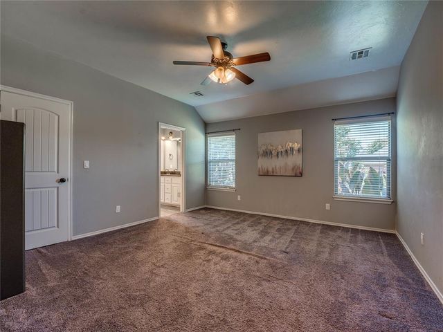 5865 Timberland Crossing, Guthrie, OK 73044