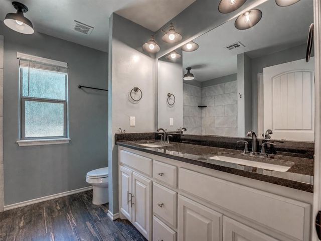 5865 Timberland Crossing, Guthrie, OK 73044