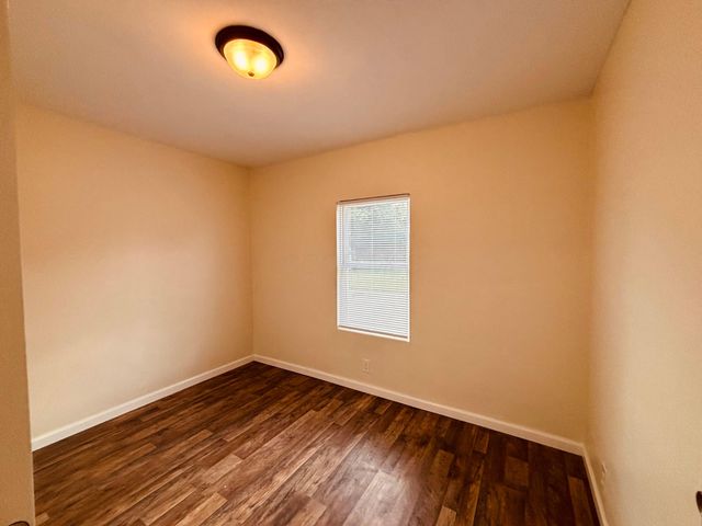 3067 E 13th Avenue, Columbus, OH 43219