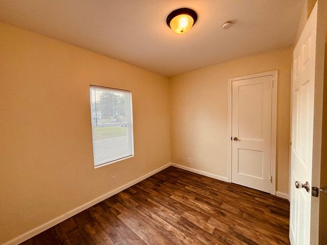 3067 E 13th Avenue, Columbus, OH 43219