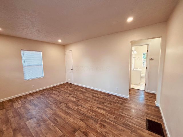 3067 E 13th Avenue, Columbus, OH 43219