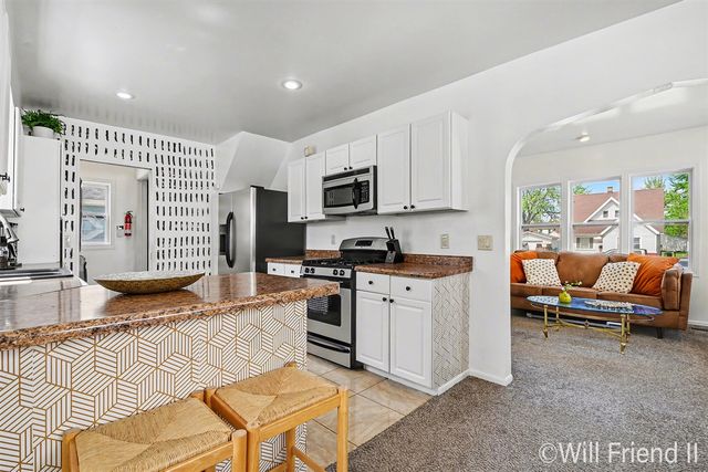 62 Oneida Street, Grand Rapids, MI 49548