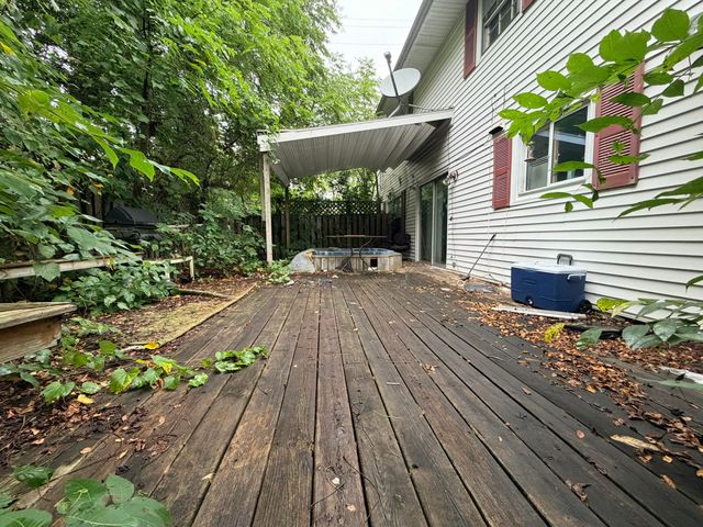 5012 Woodmont Drive, Portage, MI 49002