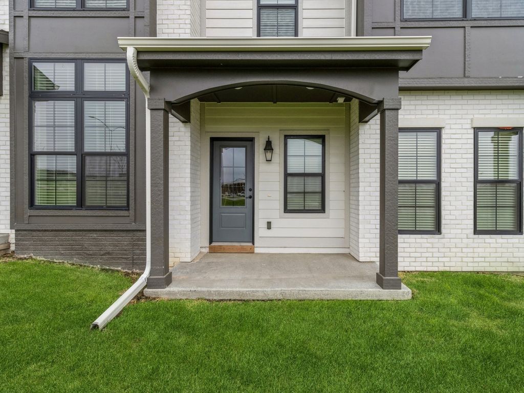 14134 Wilden Drive, Urbandale, IA 50323