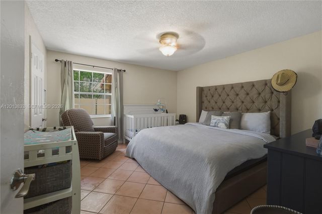 8614 SW 147th Pl, Miami, FL 33193