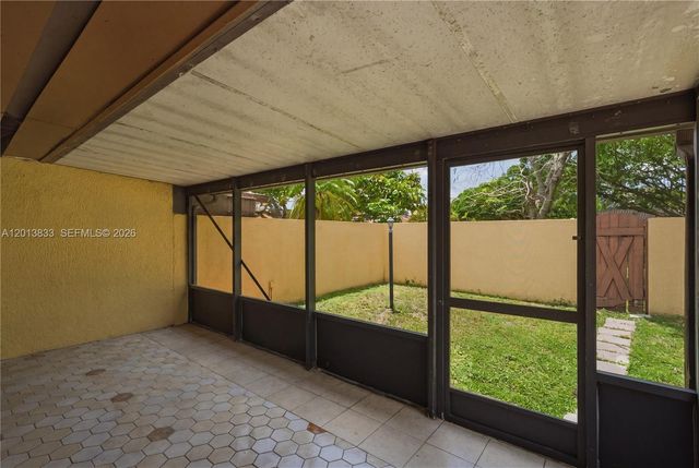 8614 SW 147th Pl, Miami, FL 33193