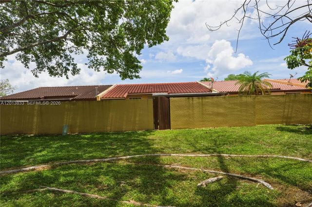 8614 SW 147th Pl, Miami, FL 33193
