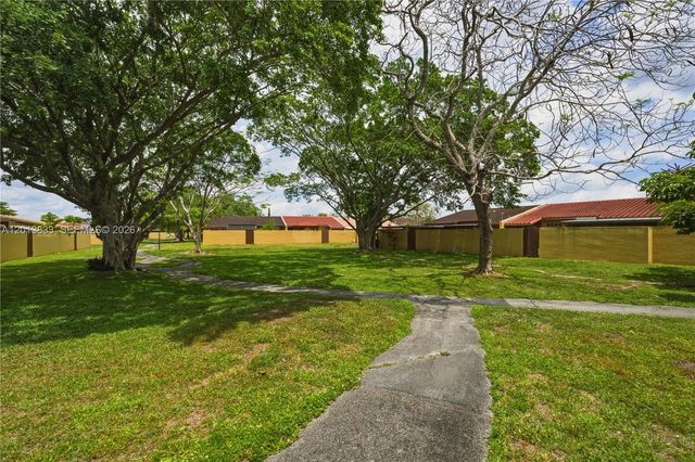 8614 SW 147th Pl, Miami, FL 33193