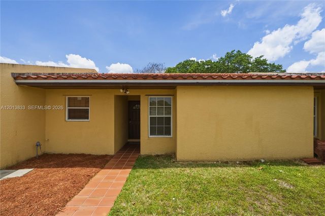 8614 SW 147th Pl, Miami, FL 33193