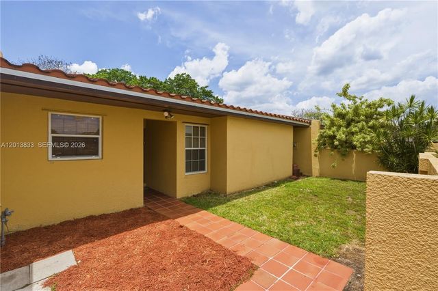 8614 SW 147th Pl, Miami, FL 33193