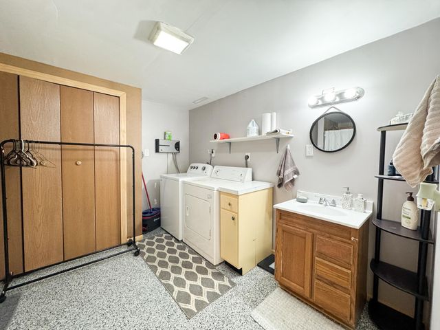 817 S Whitford Street, Fergus Falls, MN 56537