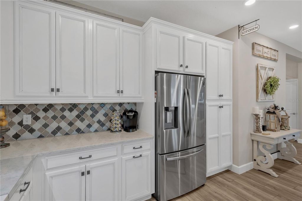 Image 22 of property listing at 315 BLACKROCK LANE, Apollo Beach, FL 33572