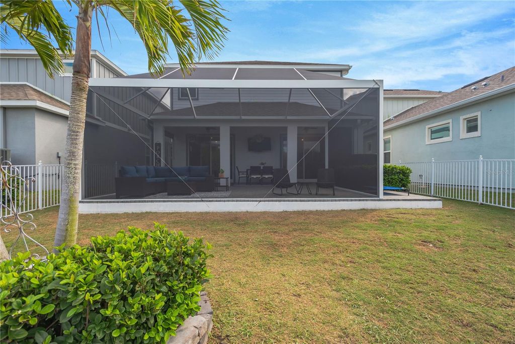 Image 42 of property listing at 315 BLACKROCK LANE, Apollo Beach, FL 33572