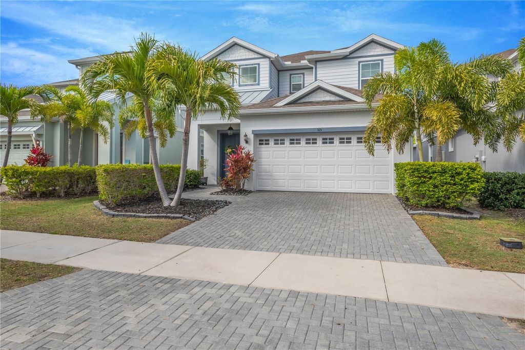 Image 45 of property listing at 315 BLACKROCK LANE, Apollo Beach, FL 33572