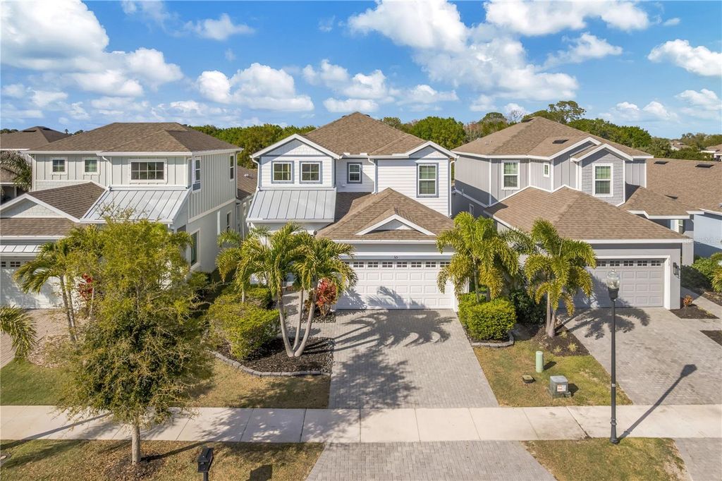 Image 53 of property listing at 315 BLACKROCK LANE, Apollo Beach, FL 33572