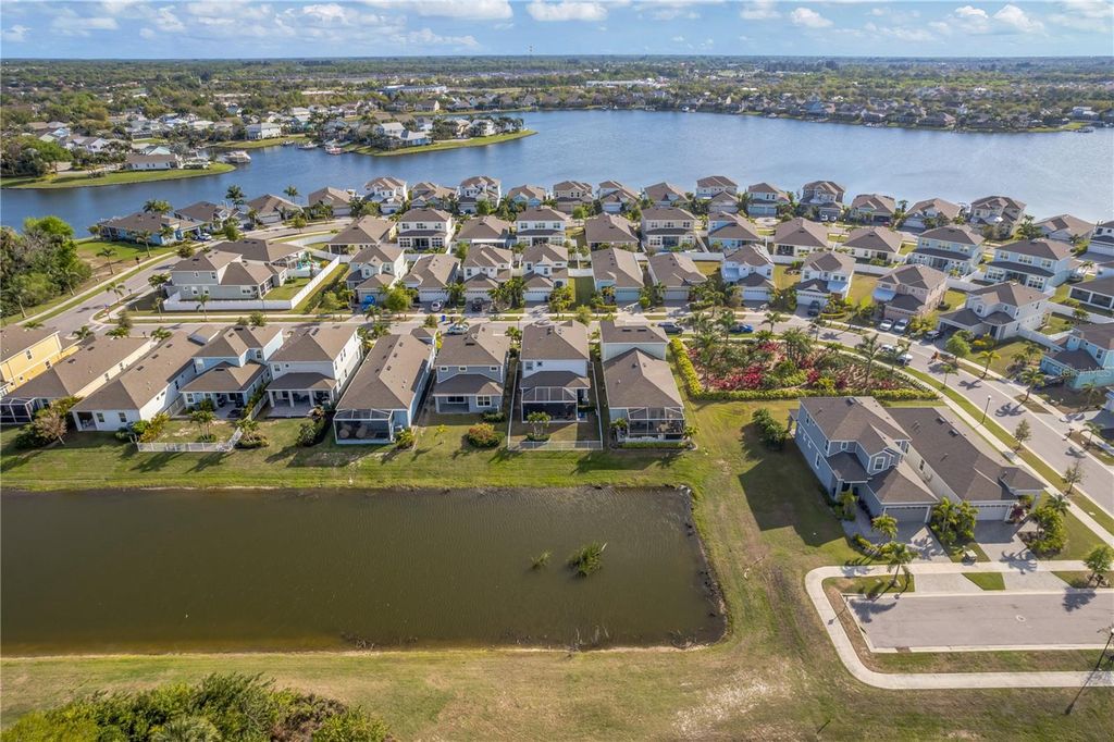 Image 57 of property listing at 315 BLACKROCK LANE, Apollo Beach, FL 33572