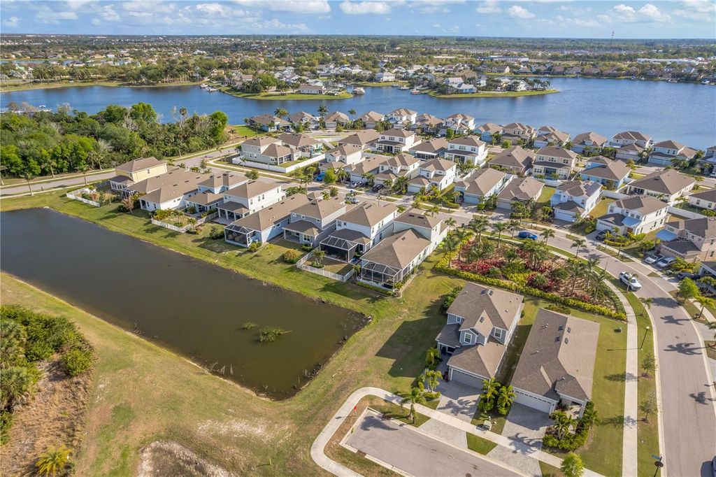 Image 58 of property listing at 315 BLACKROCK LANE, Apollo Beach, FL 33572