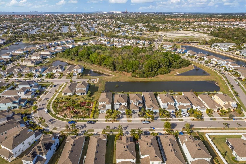 Image 61 of property listing at 315 BLACKROCK LANE, Apollo Beach, FL 33572