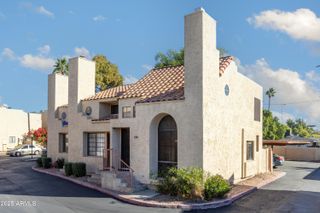 1025 E Highland Avenue 30, Phoenix, AZ 85014