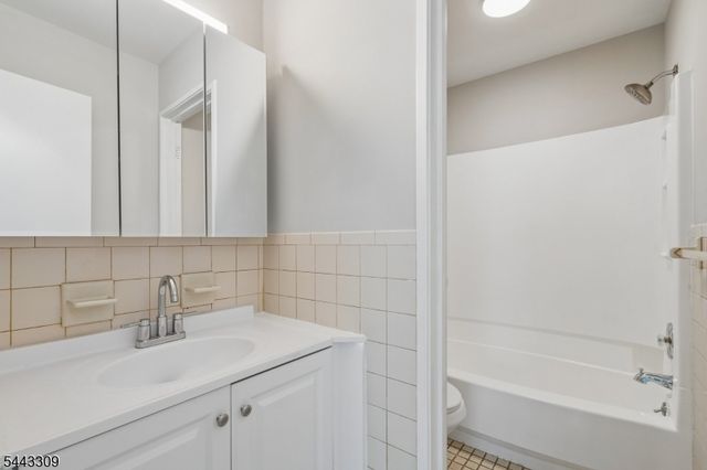 36 E Grand Ave, Rahway City, NJ 07065