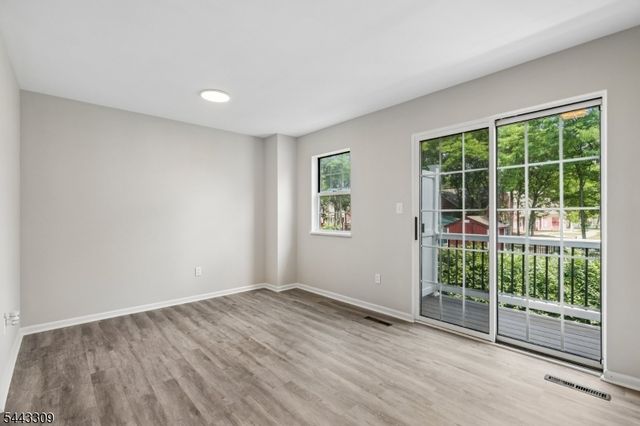 36 E Grand Ave, Rahway City, NJ 07065