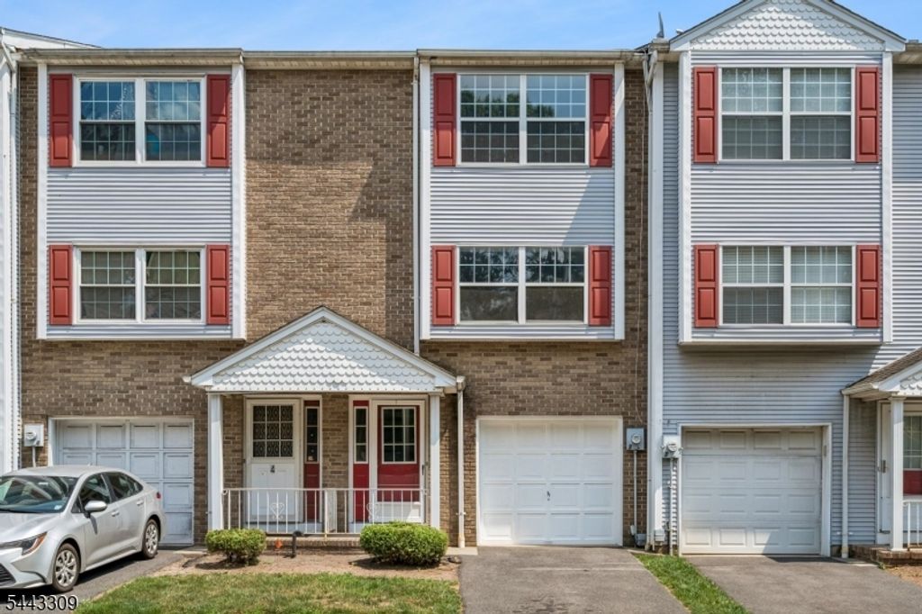 36 E Grand Ave, Rahway City, NJ 07065