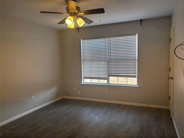 501 Texas Ave, Round Rock, TX 78664