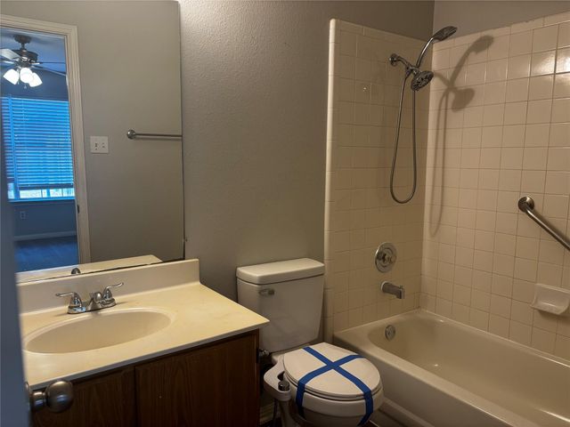 501 Texas Ave, Round Rock, TX 78664