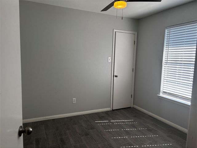 501 Texas Ave, Round Rock, TX 78664