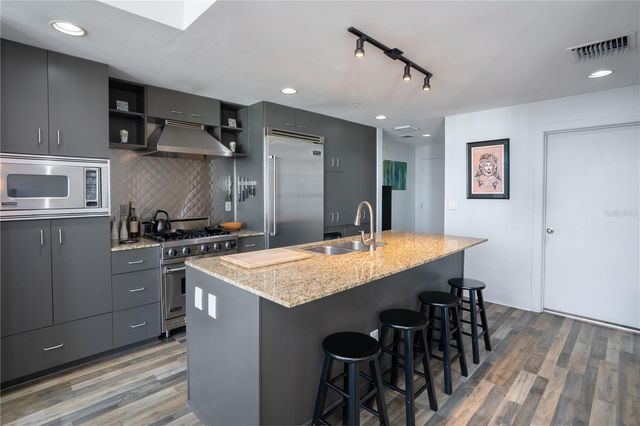 1208 E KENNEDY BOULEVARD 832, Tampa, FL 33602