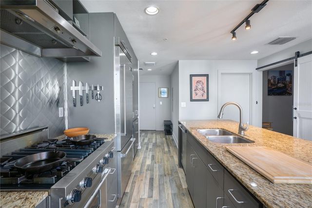 1208 E KENNEDY BOULEVARD 832, Tampa, FL 33602