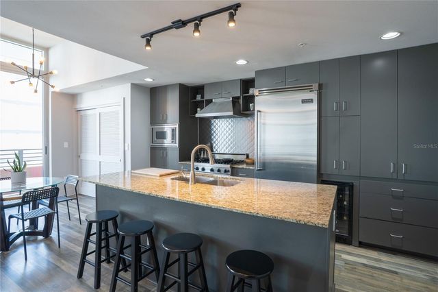 1208 E KENNEDY BOULEVARD 832, Tampa, FL 33602