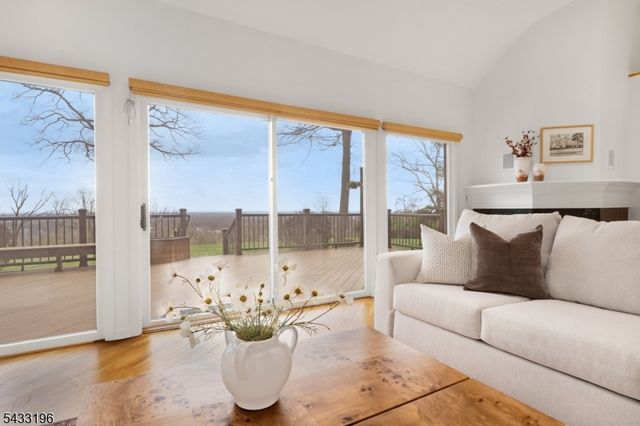 1531 Coles Ave, Mountainside Boro, NJ 07092