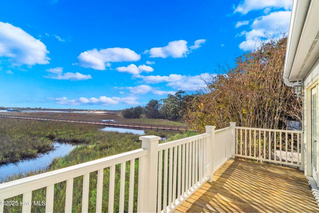 641 Shoreline Drive W, Sunset Beach, NC 28468