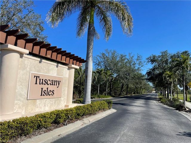 8858 Tuscany Isles DR, Punta Gorda, FL 33950