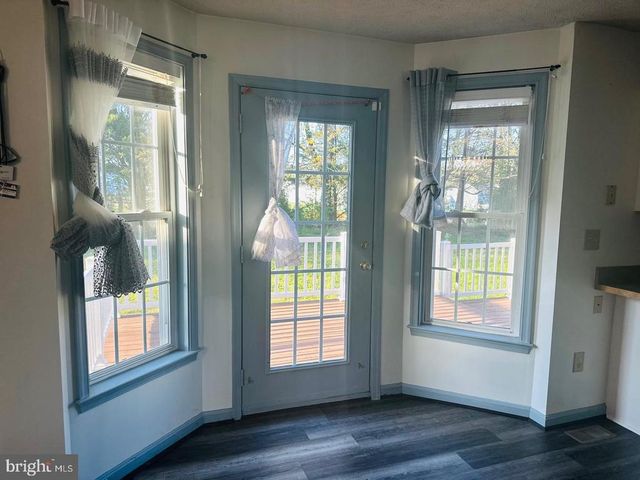 6015 SUNNY MEADOWS DR, Fredericksburg, VA 22407