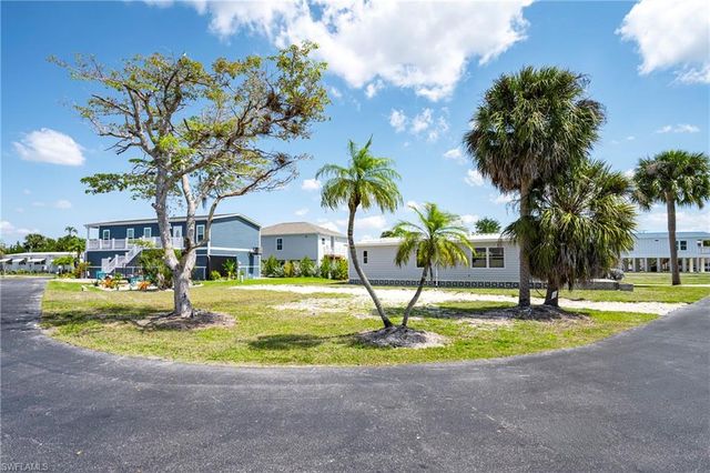 13690 Knot DR, Fort Myers, FL 33908