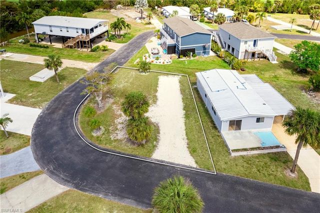 13690 Knot DR, Fort Myers, FL 33908