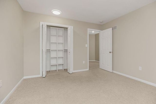 704 SE 11th Street, Lee's Summit, MO 64081