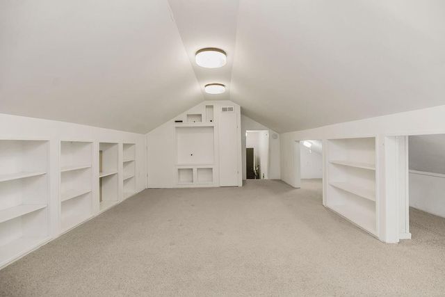 704 SE 11th Street, Lee's Summit, MO 64081